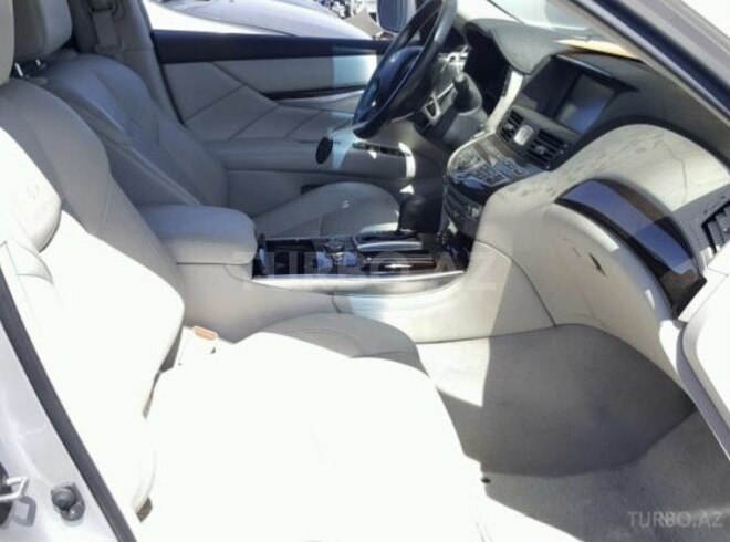 Infiniti  2013, 75,000 km - 5.6 l - Gəncə