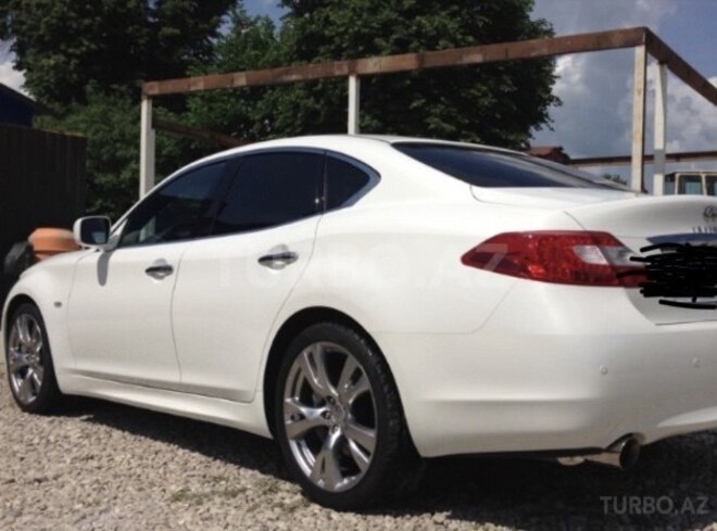 Infiniti  2013, 75,000 km - 5.6 l - Gəncə