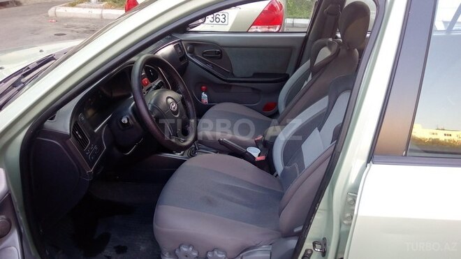 Hyundai Elantra 2005, 161,135 km - 2.0 l - Bakı