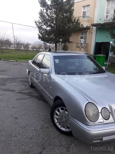 Mercedes E 280 1998, 271,000 km - 2.8 l - Bakı