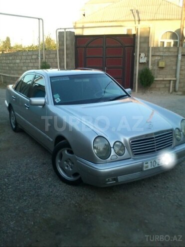 Mercedes E 280 1998, 300,000 km - 2.8 l - Bakı