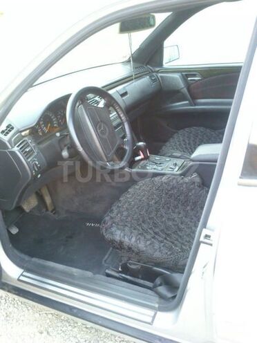 Mercedes E 280 1998, 300,000 km - 2.8 l - Bakı