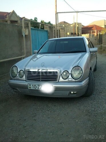 Mercedes E 280 1998, 300,000 km - 2.8 l - Bakı