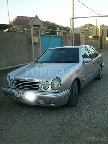Mercedes E 280 1998, 300,000 km - 2.8 l - Bakı