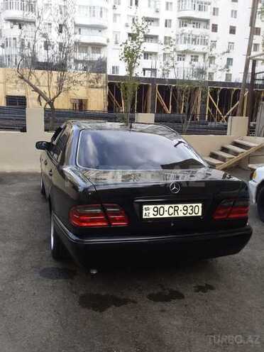 Mercedes E 230 1997, 200,000 km - 2.3 л - Bakı