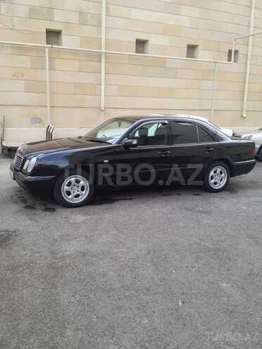 Mercedes E 230 1997, 200,000 km - 2.3 л - Bakı