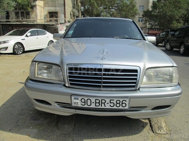 Mercedes C 220 1996, 245,000 km - 2.2 l - Bakı