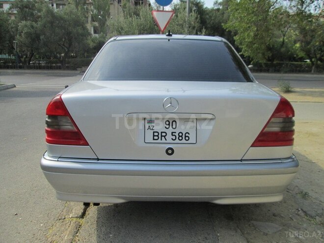 Mercedes C 220 1996, 245,000 km - 2.2 l - Bakı