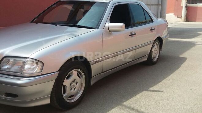 Mercedes C 220 1998, 430,000 km - 2.2 l - Bakı