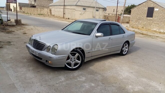 Mercedes E 280 1999, 270,000 km - 2.8 l - Bakı