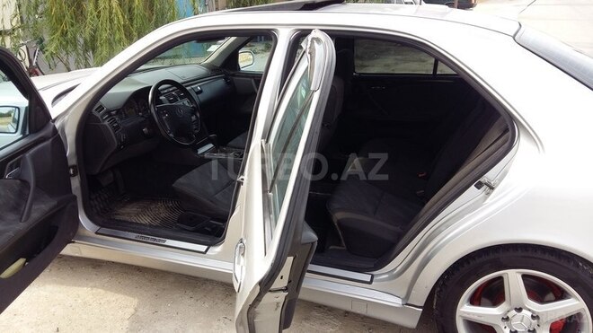 Mercedes E 280 1999, 270,000 km - 2.8 l - Bakı