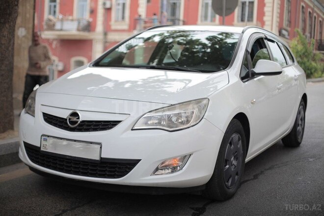 Opel Astra 2011, 250,000 km - 1.3 l - Bakı
