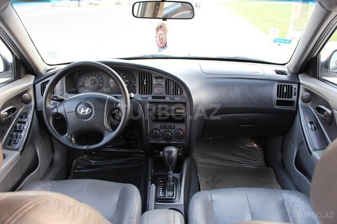 Hyundai Elantra 2005, 211,334 km - 2.0 l - Bakı