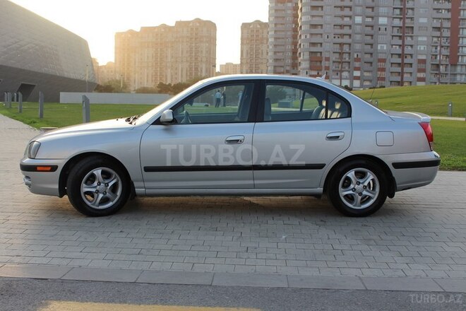 Hyundai Elantra 2005, 211,334 km - 2.0 l - Bakı