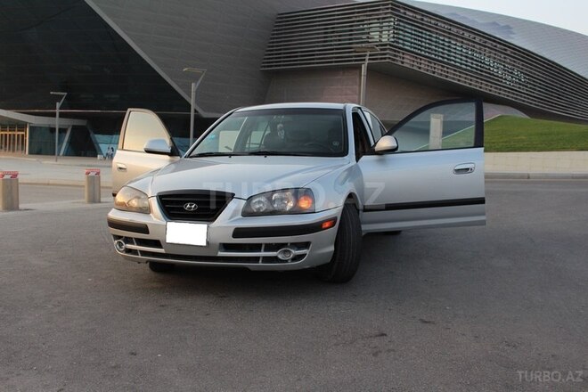 Hyundai Elantra 2005, 211,334 km - 2.0 l - Bakı