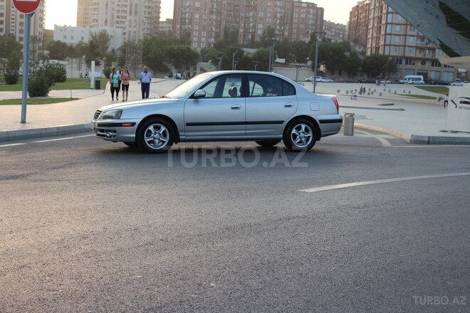 Hyundai Elantra 2005, 211,334 km - 2.0 l - Bakı