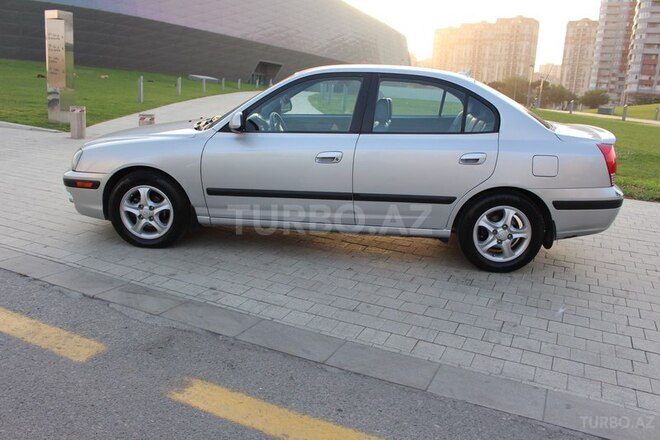 Hyundai Elantra 2005, 211,334 km - 2.0 l - Bakı