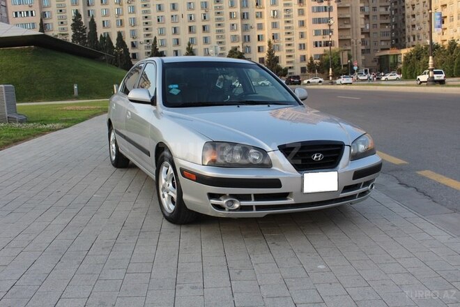 Hyundai Elantra 2005, 211,334 km - 2.0 l - Bakı