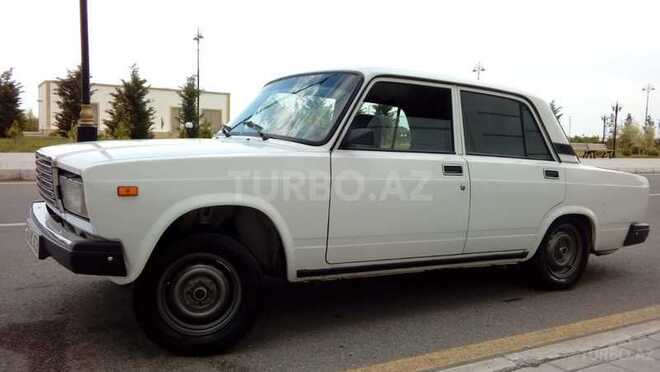 LADA (VAZ) 2107 2006, 165,000 km - 1.6 l - Ucar