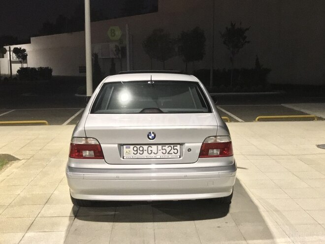 BMW 525 2001, 285,000 km - 2.5 l - Bakı