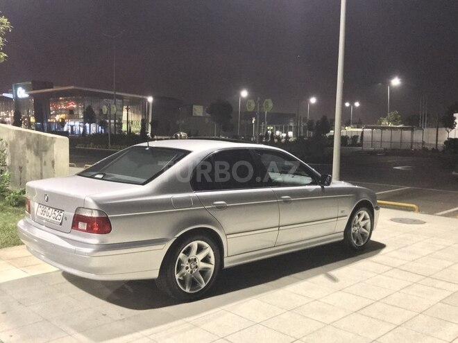 BMW 525 2001, 285,000 km - 2.5 l - Bakı