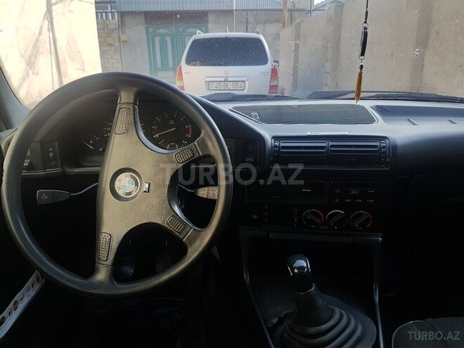 BMW 525 1990, 400,000 km - 2.5 l - Bakı