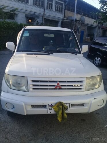 Mitsubishi Pajero io 1999, 256,800 km - 1.8 l - Bakı