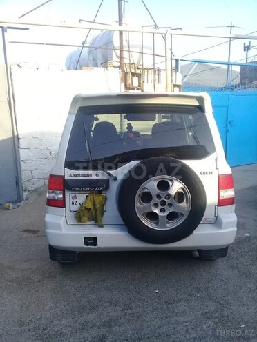 Mitsubishi Pajero io 1999, 256,800 km - 1.8 l - Bakı