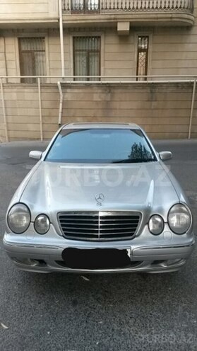 Mercedes E 240 2000, 148,000 km - 2.4 л - Bakı