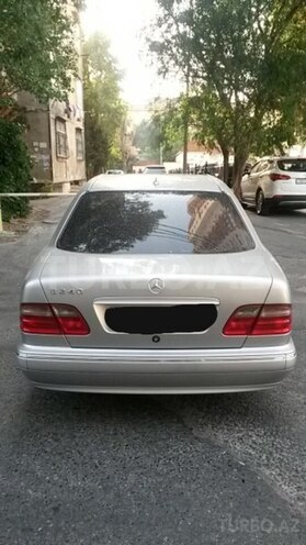 Mercedes E 240 2000, 148,000 km - 2.4 л - Bakı
