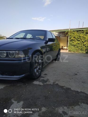 BMW 320 1992, 280,000 km - 2.0 l - Gəncə