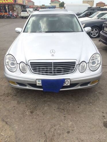 Mercedes E 220 2006, 303,000 km - 2.2 l - Bakı