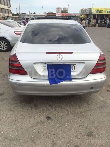 Mercedes E 220 2006, 303,000 km - 2.2 l - Bakı