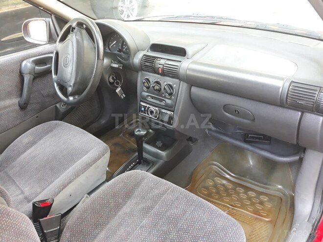 Opel Vita 1995, 185,000 km - 1.4 l - Bakı