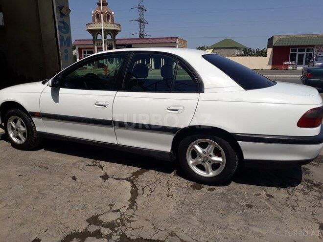 Opel Omega 1999, 235,000 km - 2.0 l - Xaçmaz
