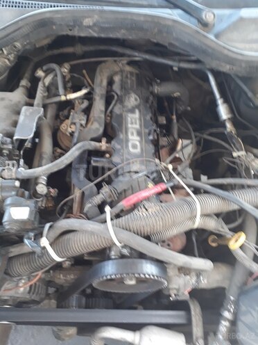 Opel Omega 1999, 235,000 km - 2.0 l - Xaçmaz
