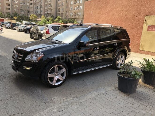 Mercedes GL 550 2010, 95,000 km - 5.5 л - Bakı