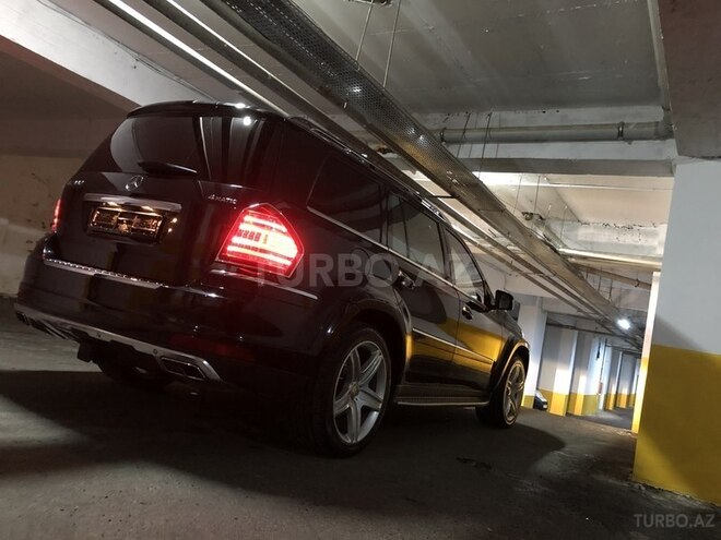 Mercedes GL 550 2010, 95,000 km - 5.5 л - Bakı
