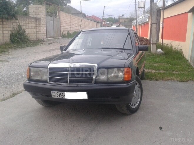 Mercedes 190 1991, 324,565 km - 1.8 l - Quba