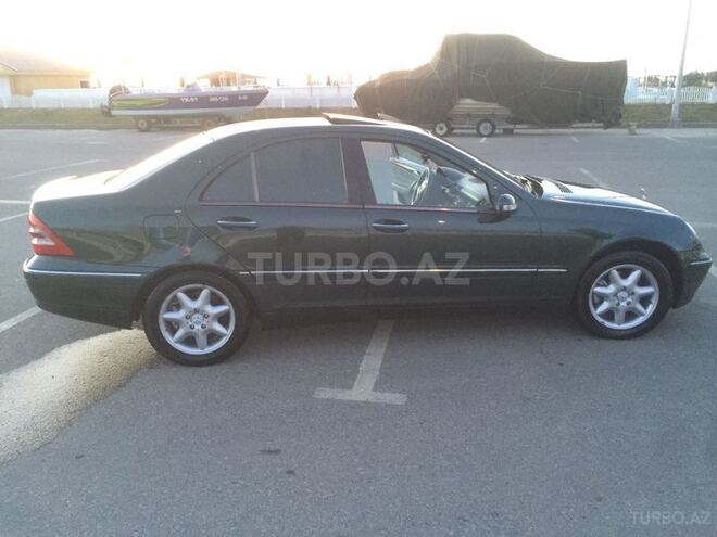 Mercedes C 230 2001, 206,000 km - 3.2 l - Sumqayıt