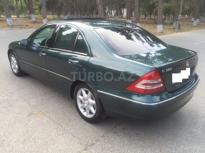Mercedes C 230 2001, 206,000 km - 3.2 l - Sumqayıt