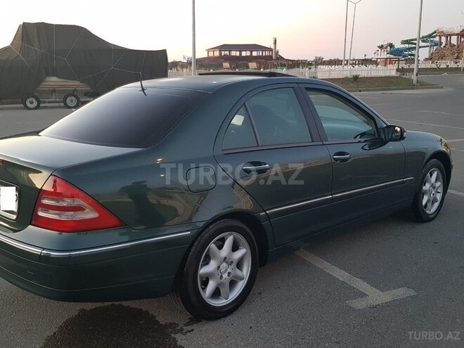 Mercedes C 230 2001, 206,000 km - 3.2 l - Sumqayıt