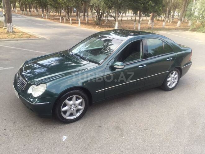 Mercedes C 230 2001, 206,000 km - 3.2 l - Sumqayıt