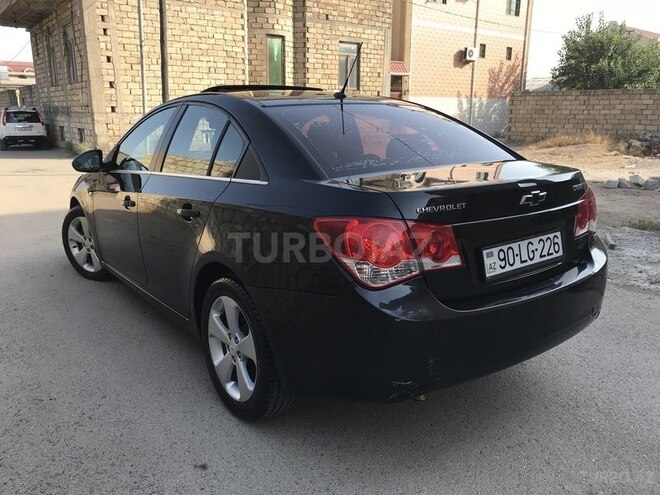 Chevrolet Cruze 2011, 200,413 km - 1.8 л - Bakı