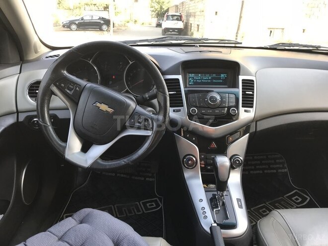 Chevrolet Cruze 2011, 200,413 km - 1.8 л - Bakı