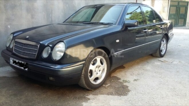 Mercedes E 230 1997, 334,500 km - 2.3 л - Bakı