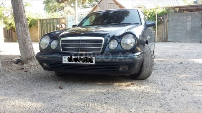 Mercedes E 230 1997, 334,500 km - 2.3 л - Bakı