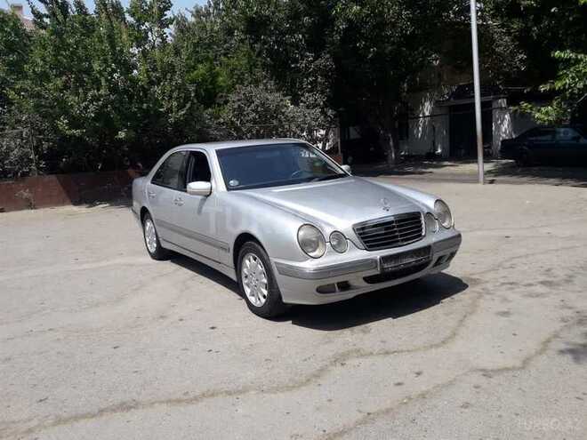 Mercedes E 240 1999, 230,000 km - 2.4 l - Bakı