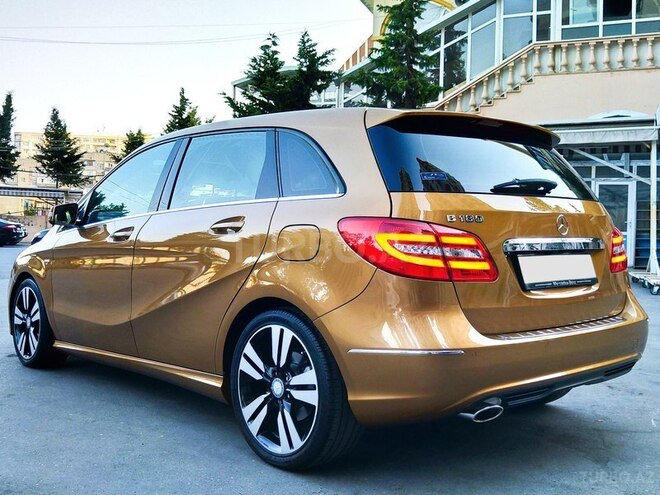 Mercedes B 180 2012, 39,000 km - 1.6 l - Bakı