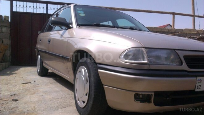 Opel Astra 1997, 322,435 km - 1.6 l - Bakı